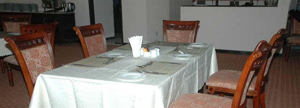 Hotel Sapphire Dar-es-Salaam Eksteriør bilde